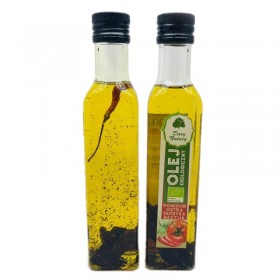 BIO Tomato oil with hot pepper and basil